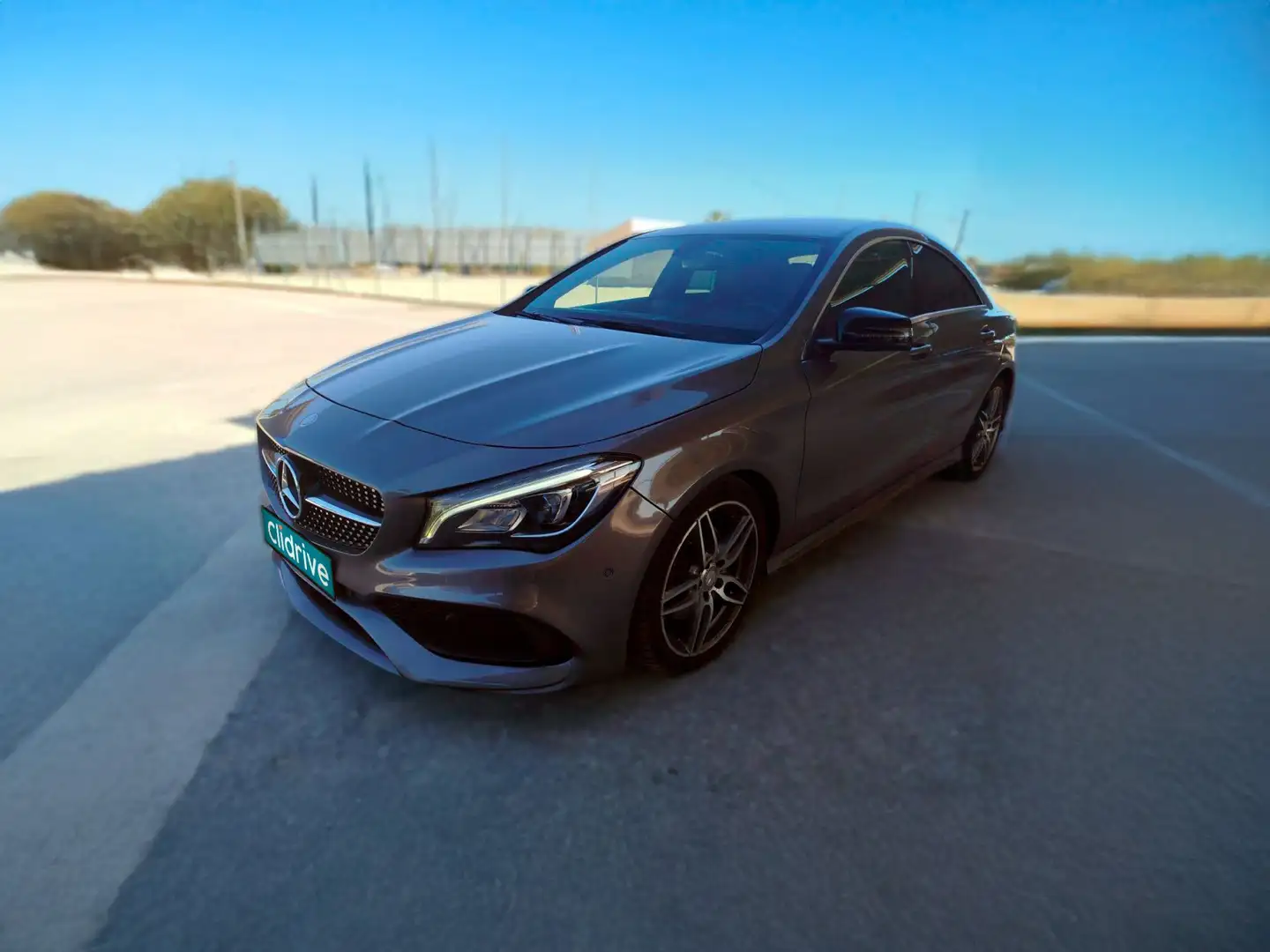 Mercedes-Benz CLA 220 220CDI AMG Line 7G-DCT Gris - 2