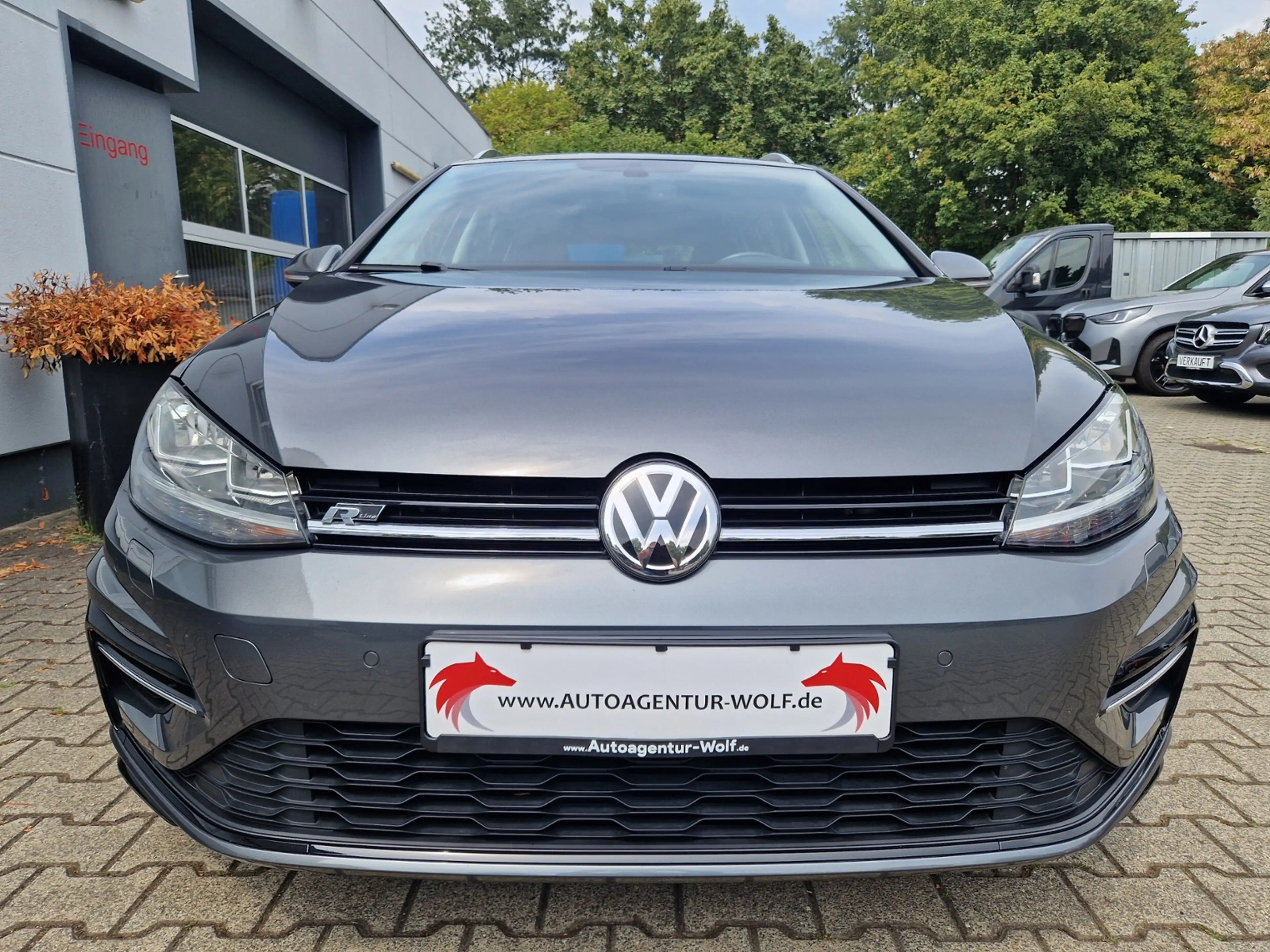 Volkswagen Golf Variant Comfortline R-Line 1,5 l TSI *SHZ* — photo 5