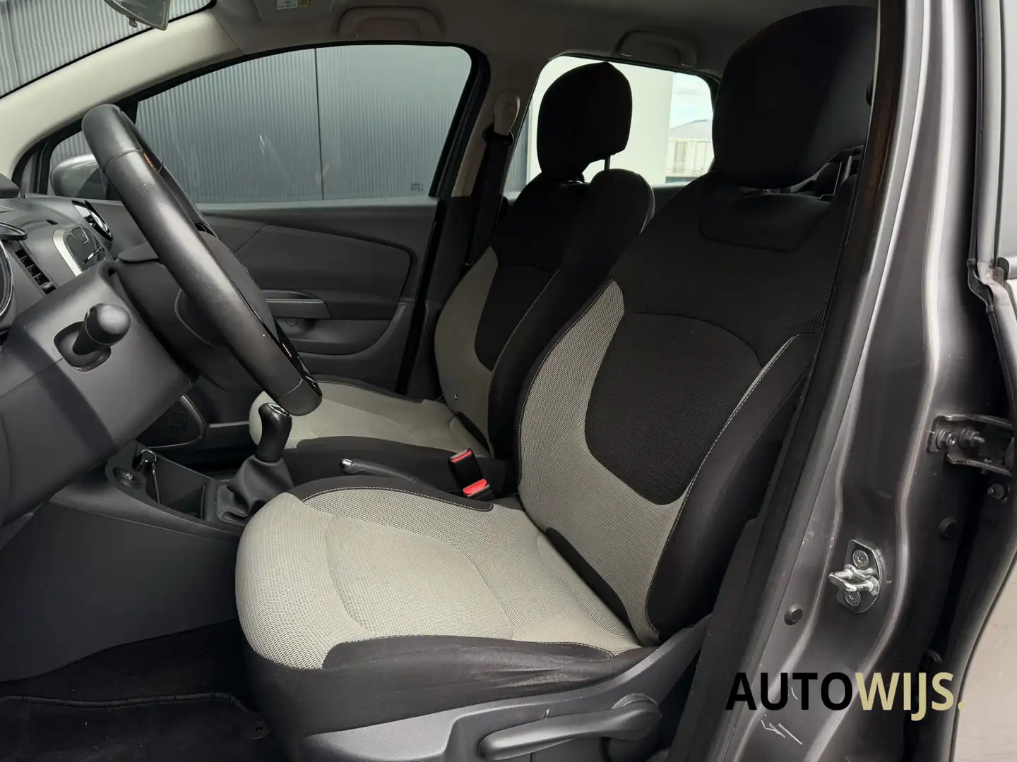 Renault Captur 0.9 TCe Expression|NL AUTO|TREKHAAK|XENON|LM-VELG Gris - 2
