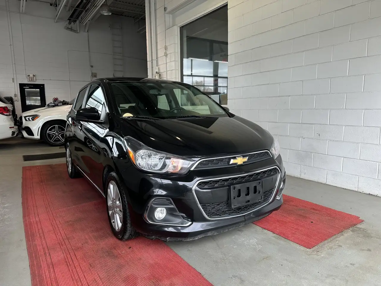 Chevrolet Spark снимка Chevrolet Spark