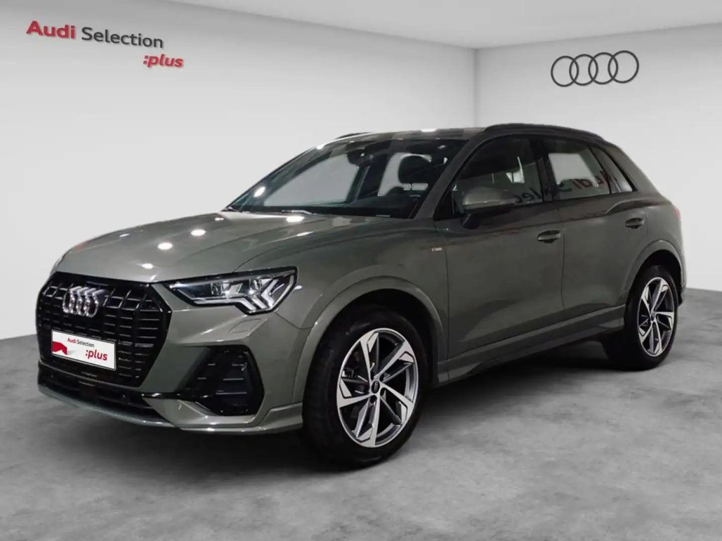 Audi Q3 35 TDI Genuine edition S tronic 110kW Grijs - 1