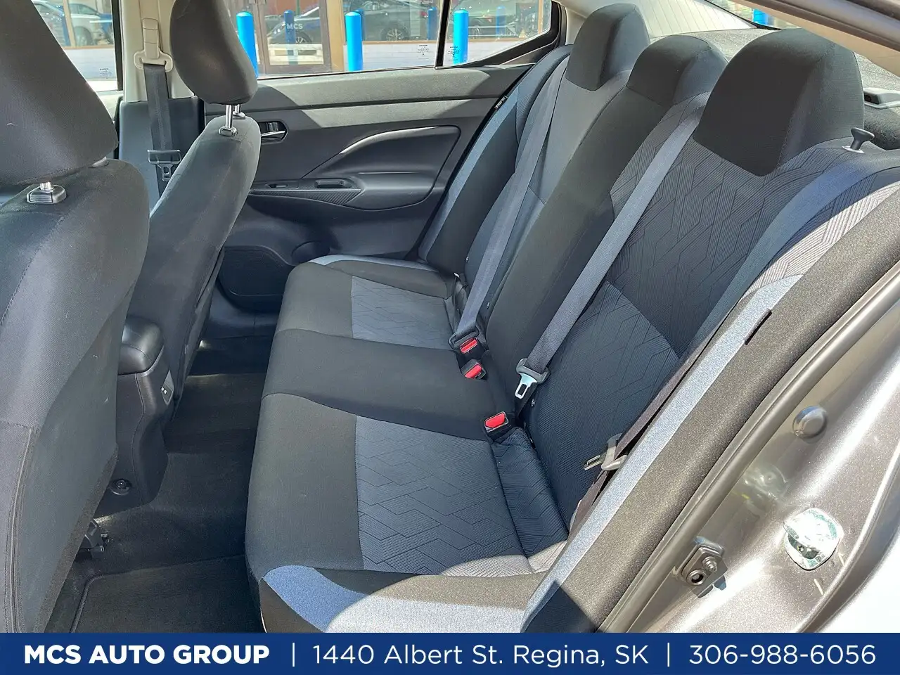 Nissan Versa снимка Nissan Versa