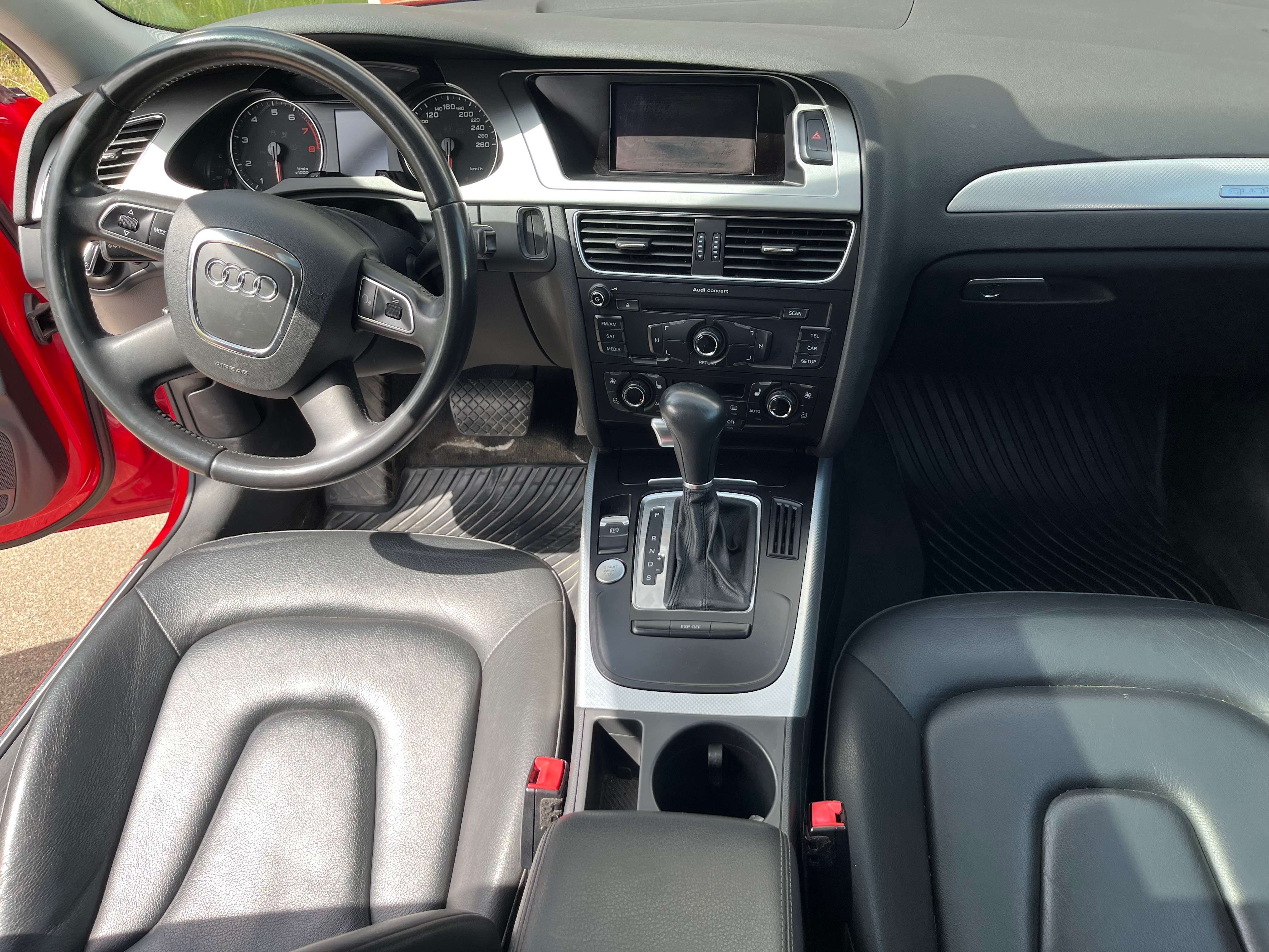 2010 Audi A4 Premium thumb 8