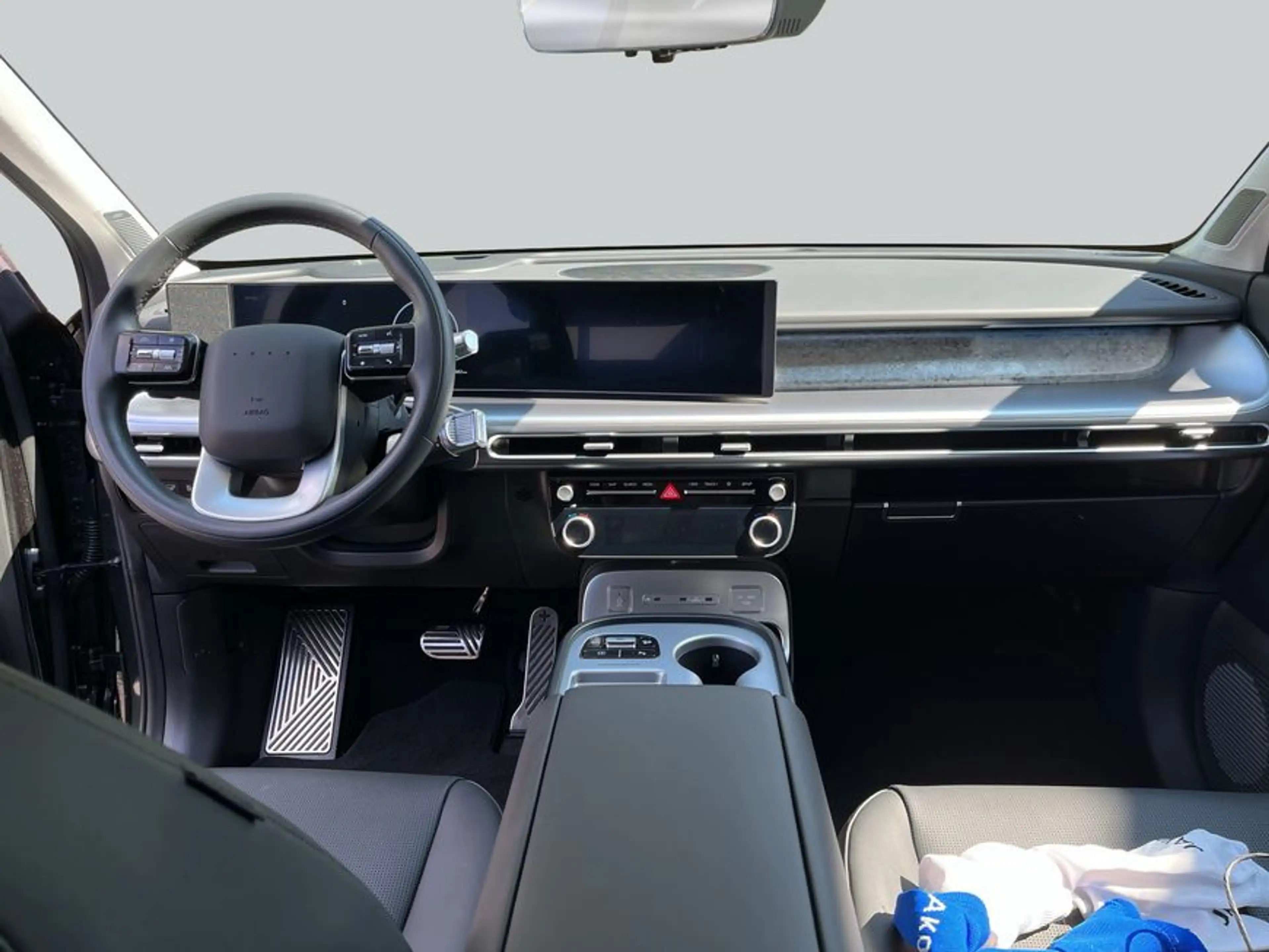 Hyundai IONIQ 9 110 kWh 4WD Uniq 226 kW, 5-türig (Strom) — photo 14