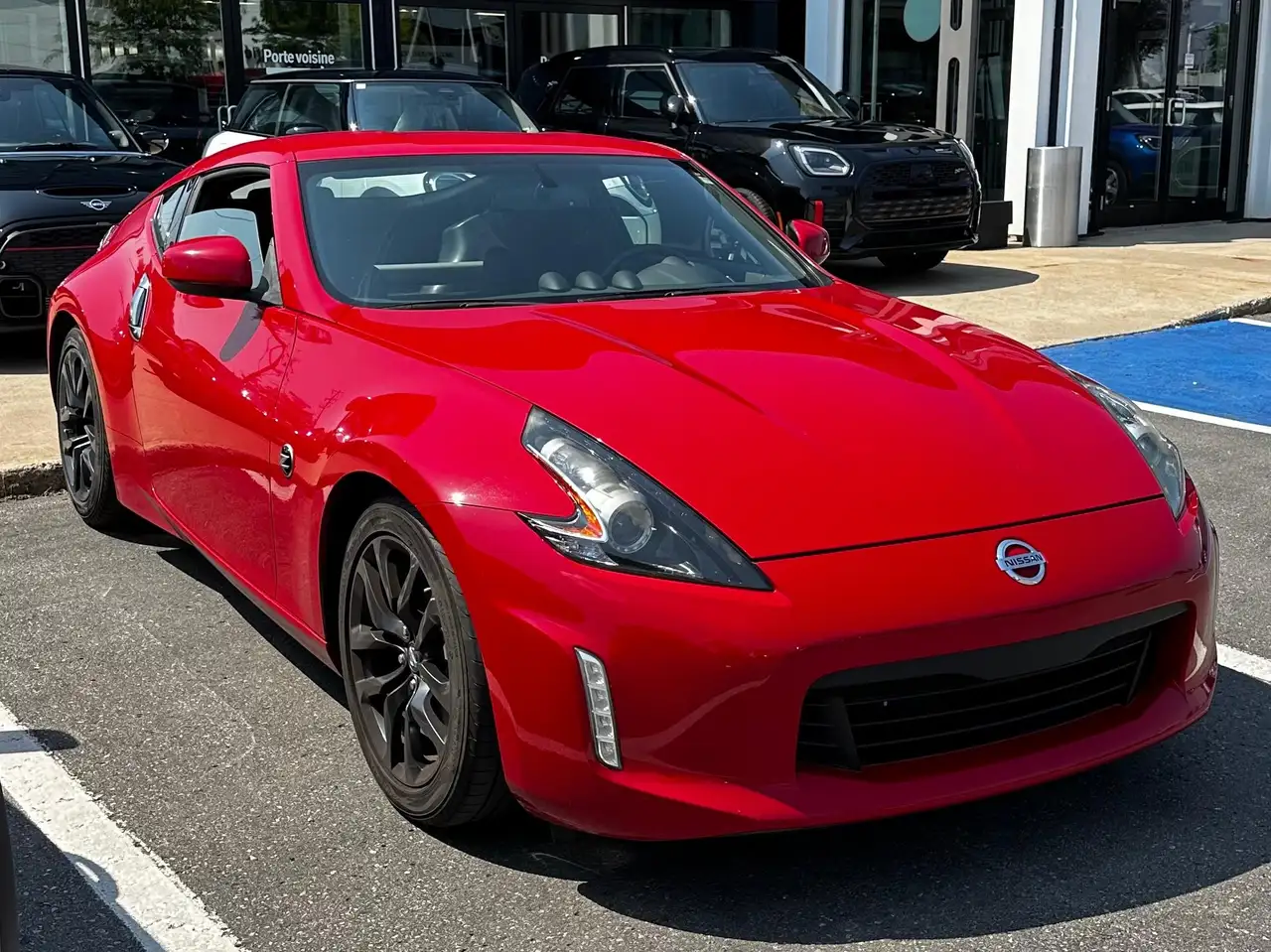 Nissan 370Z снимка Nissan 370Z