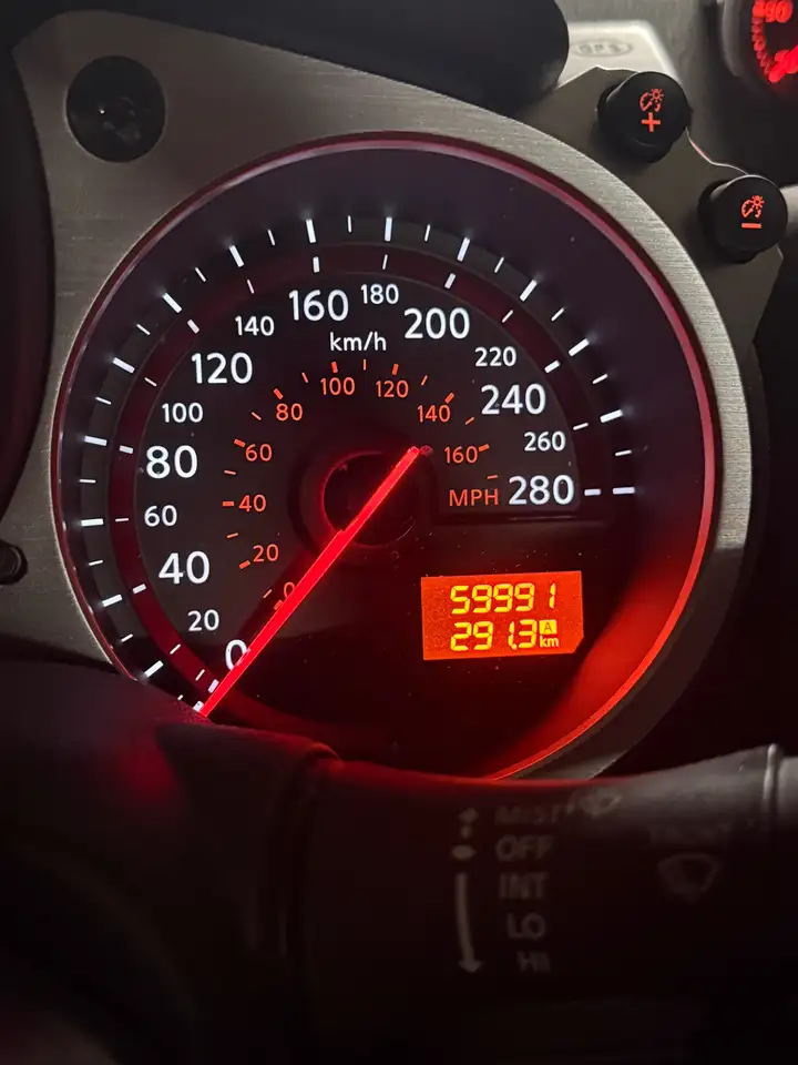 Nissan 370Z снимка Nissan 370Z
