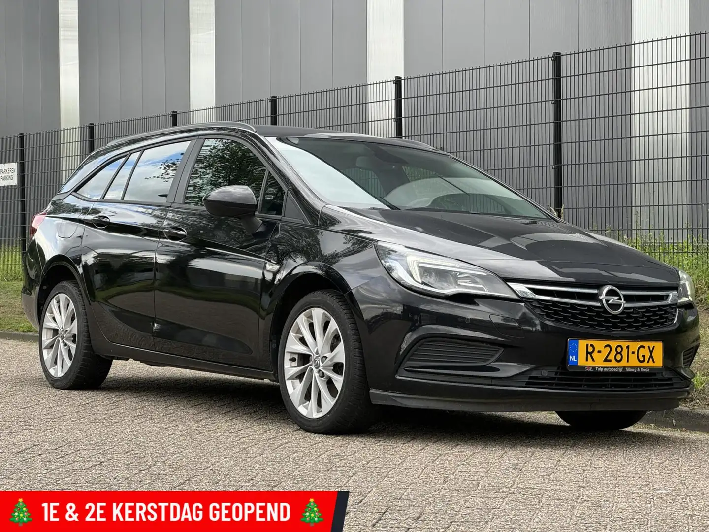 Opel Astra Sports Tourer 1.6 CDTI Online Ed Automaat 2018 Zwart - 2
