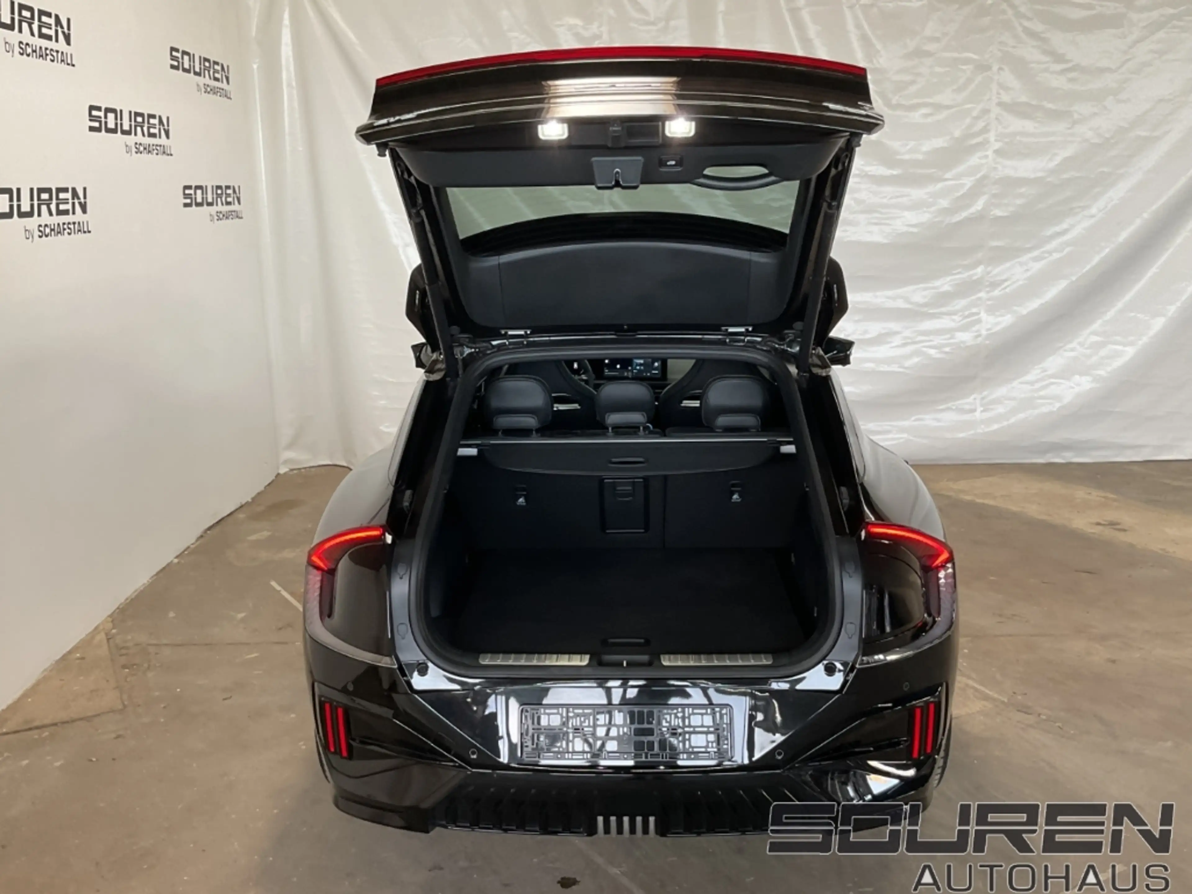 Kia EV6 4WD GT NEUES Modell 609 PS! — photo 11