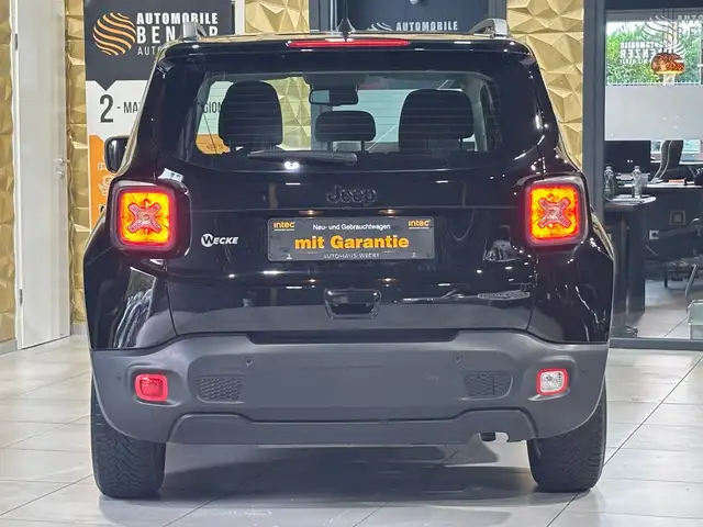 Jeep Renegade view 10