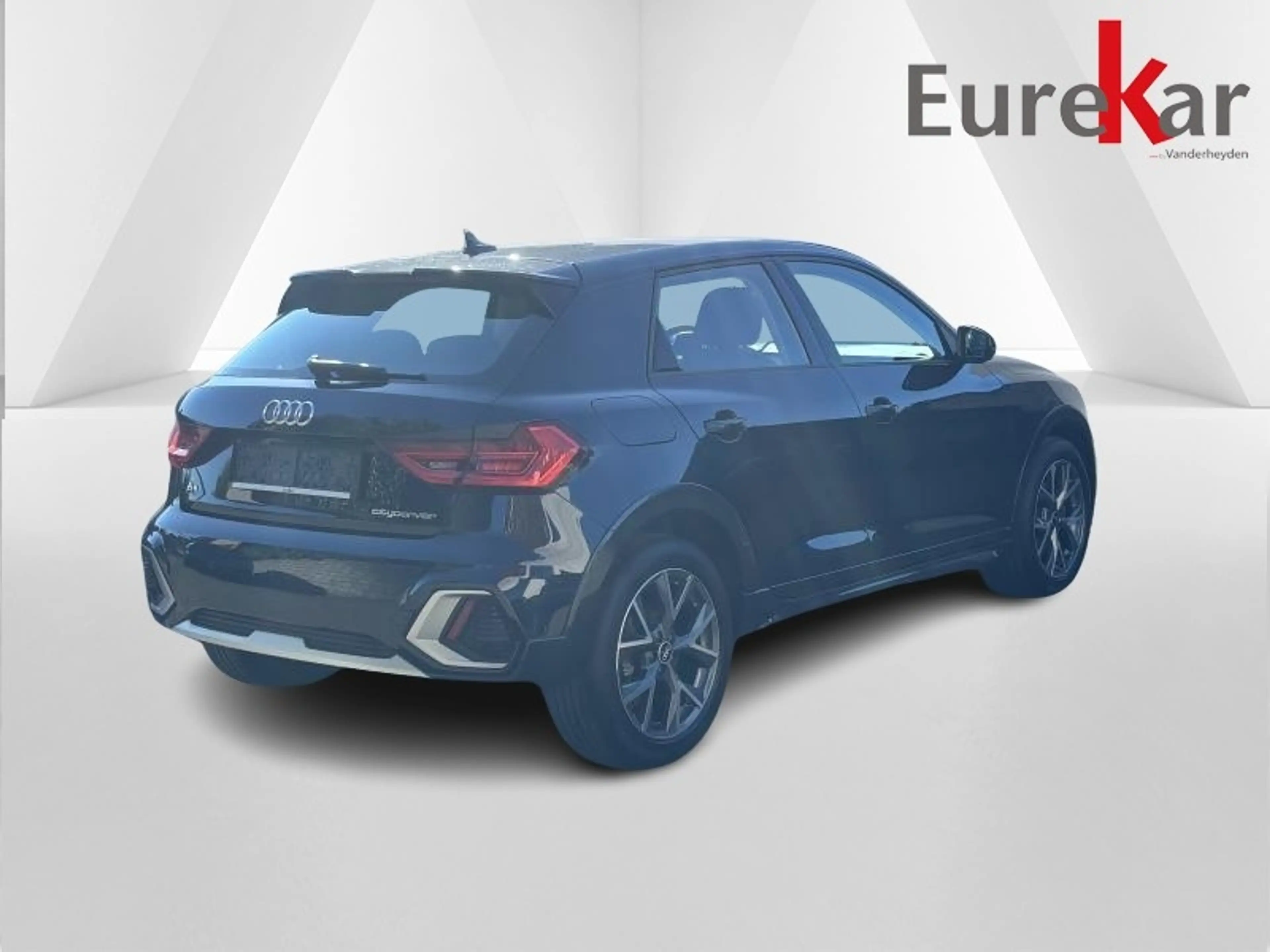 Audi A1 CITYCARVER DSG — photo 3