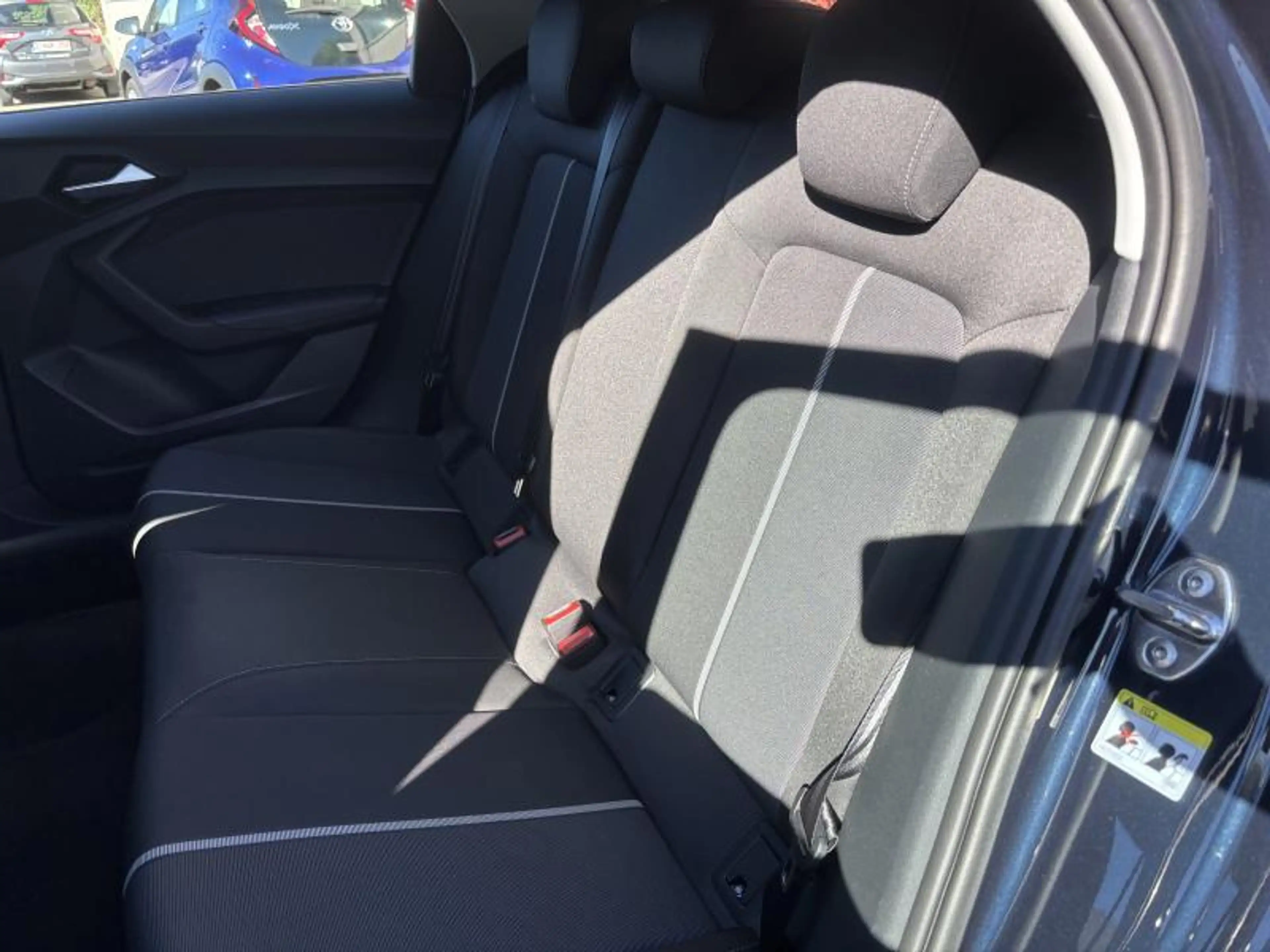 Audi A1 CITYCARVER DSG — photo 15