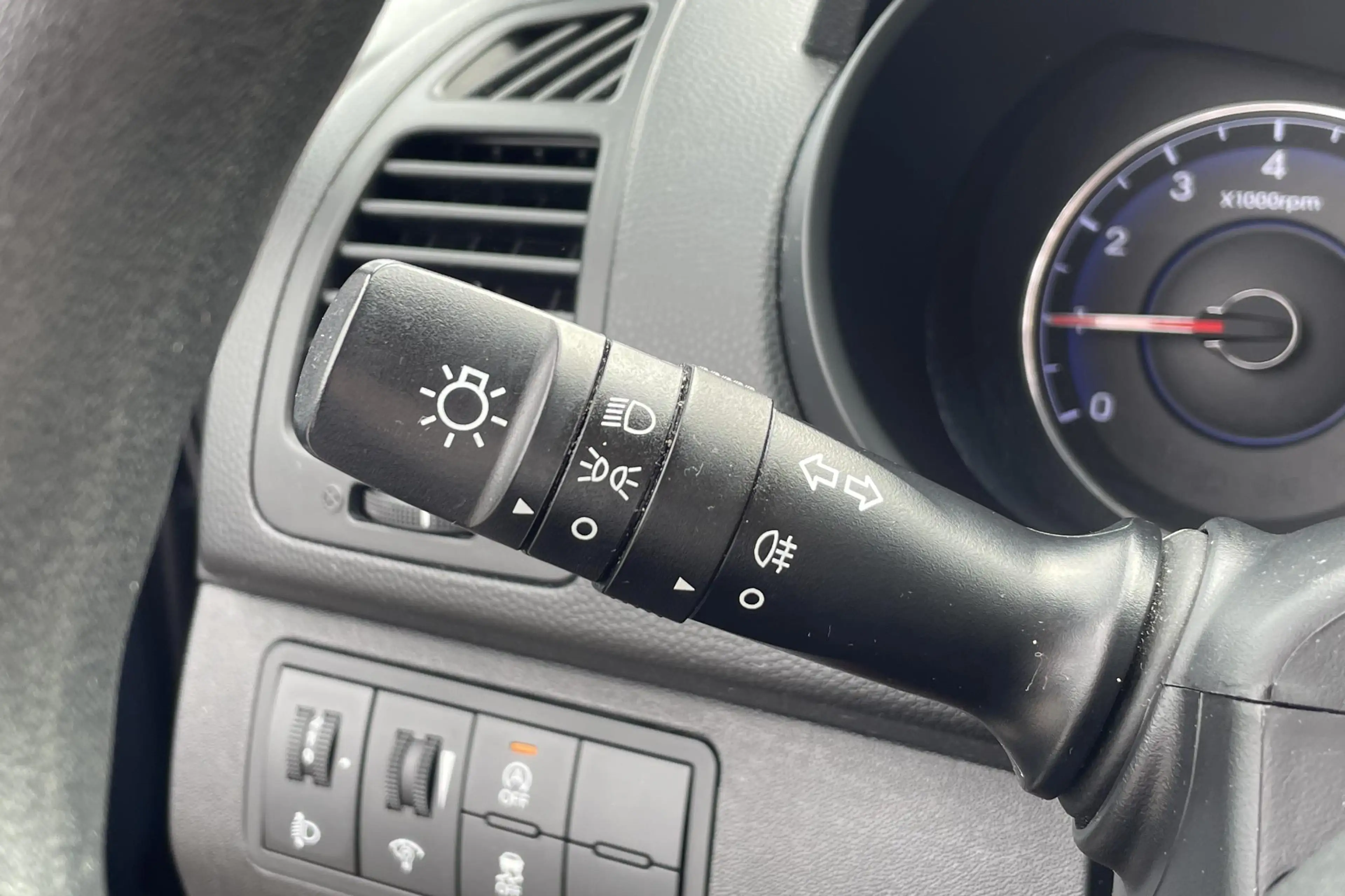 Hyundai iX20 1.4i i-Drive | Trekhaak | Airco | Elektrische rame — photo 14