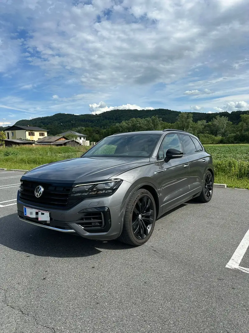 Volkswagen Touareg 4Motion V6 TDI SCR R-Line Aut. Grau - 2