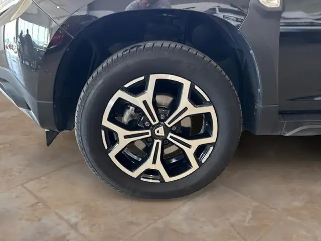 Dacia Duster view 6
