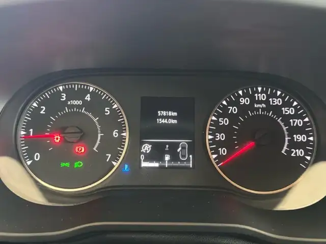Dacia Duster view 8
