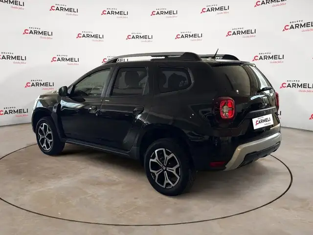 Dacia Duster view 3