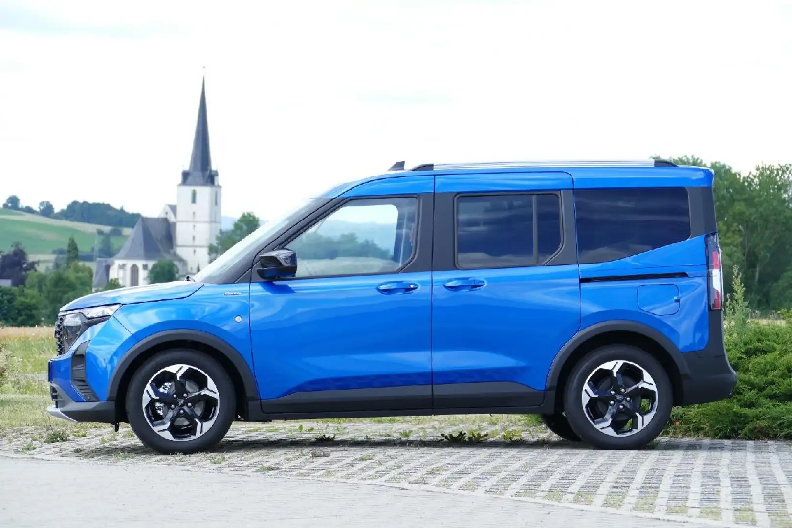 Ford Tourneo Courier Active Bleu - 2