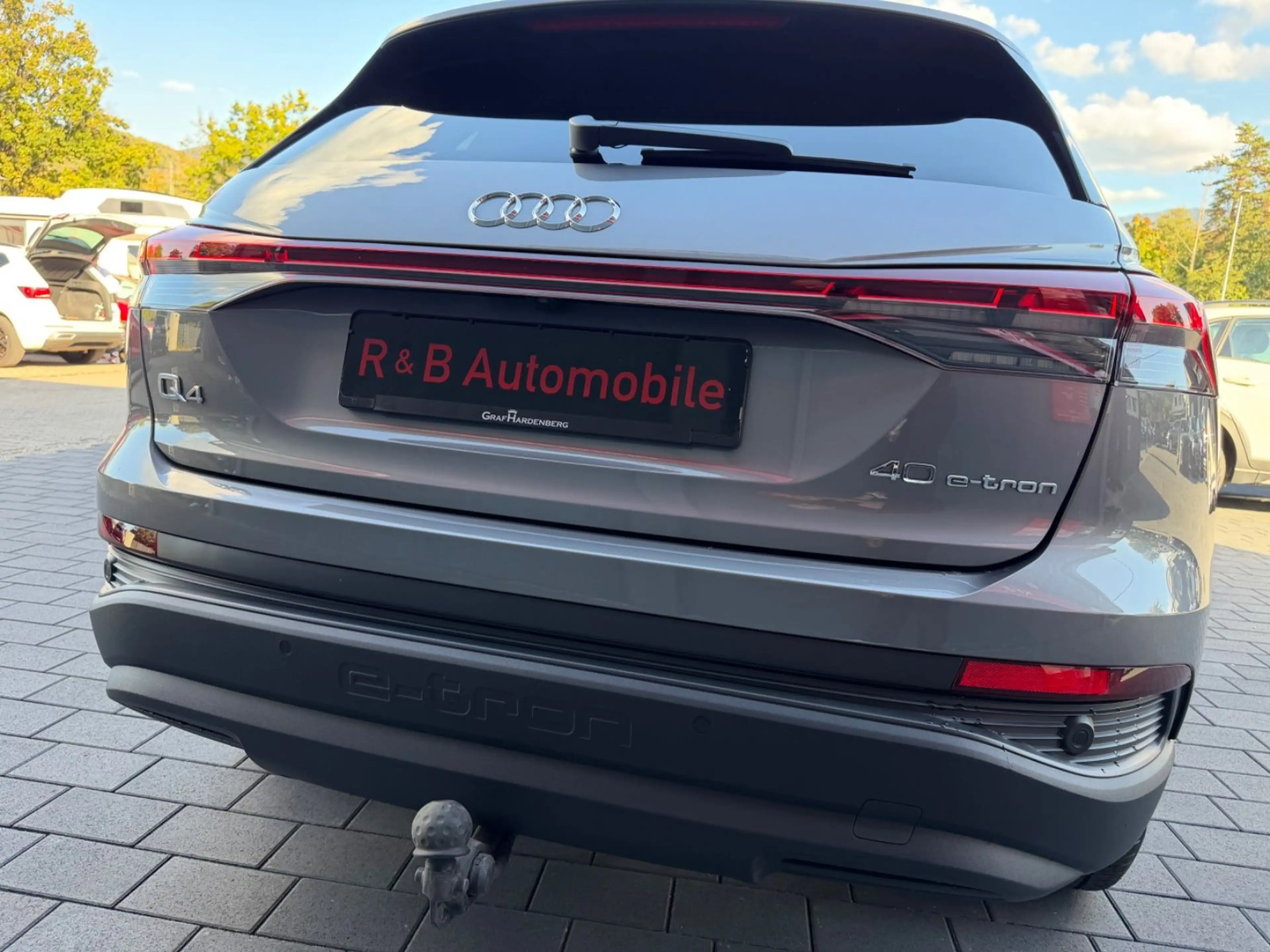 Audi Q4 e-tron e-tron*AHK*Matrix*RFK*Navi*ACC*App*1xHand*Ass — photo 8