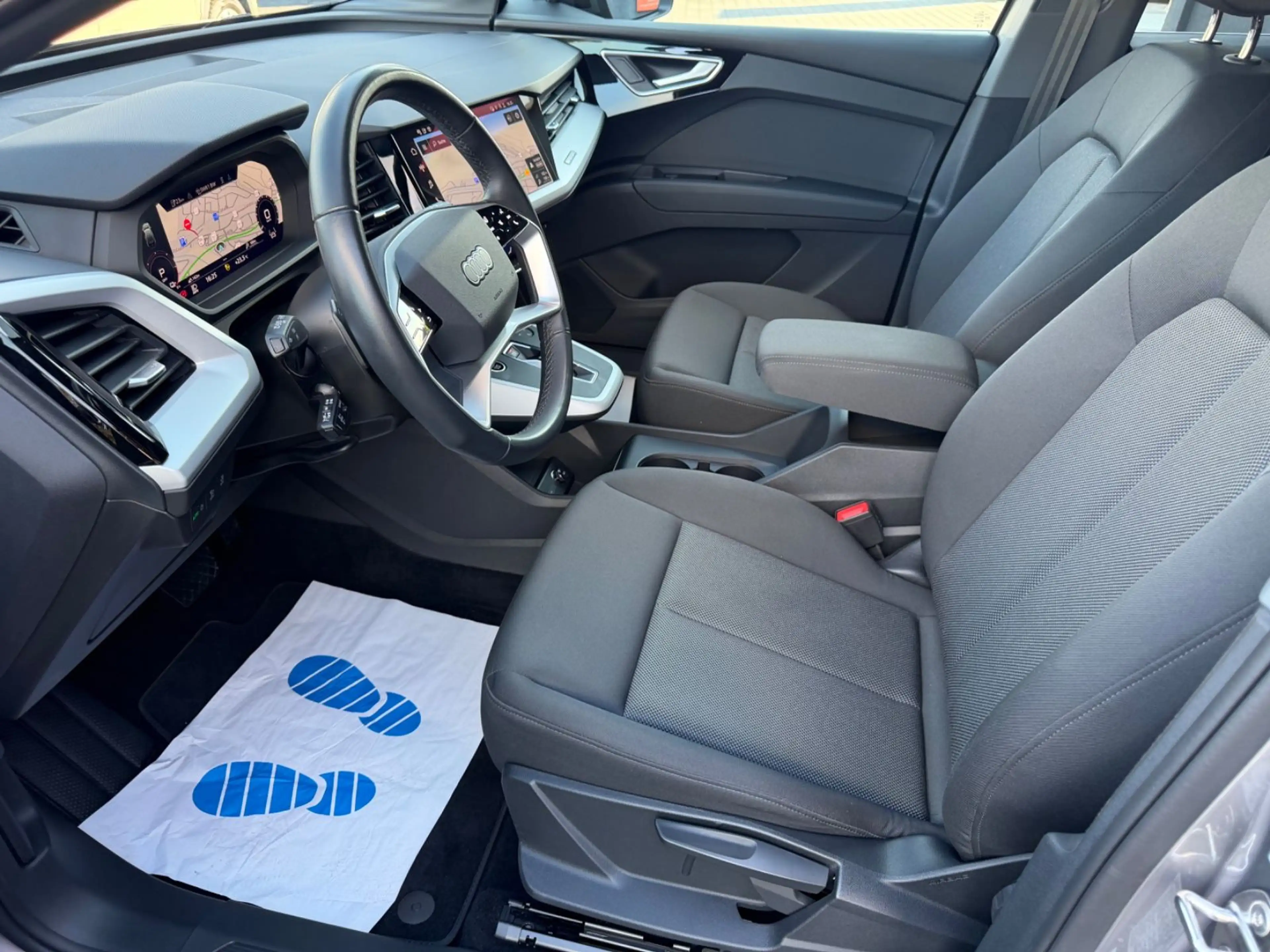 Audi Q4 e-tron e-tron*AHK*Matrix*RFK*Navi*ACC*App*1xHand*Ass — photo 15