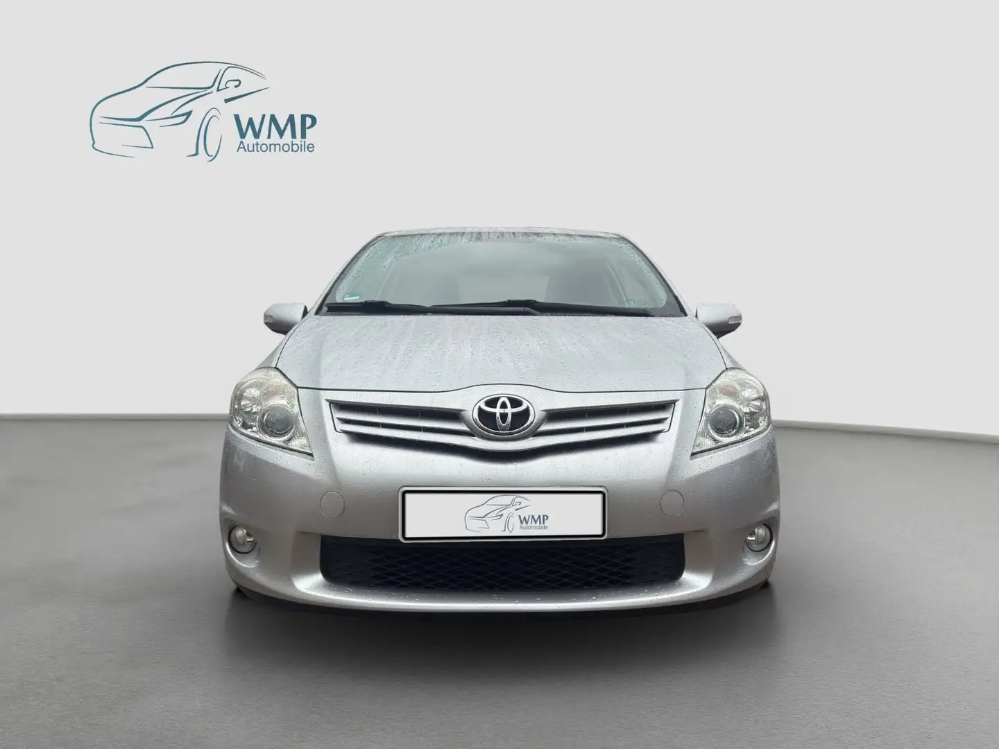 Toyota Auris Life+ /Klimaautom./PDC/Tempom./II.Hd/Radio Argent - 2