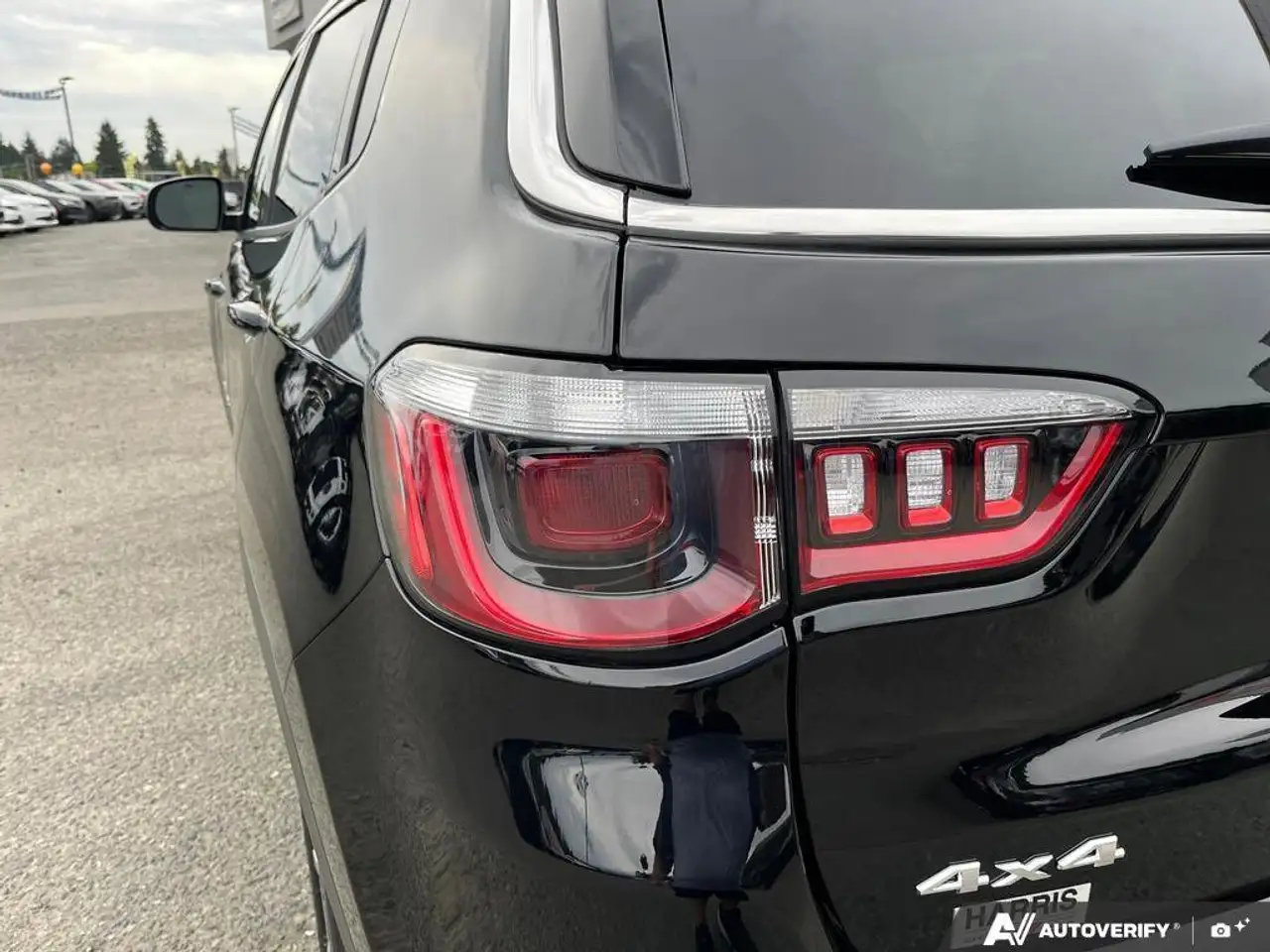 Jeep Compass снимка Jeep Compass