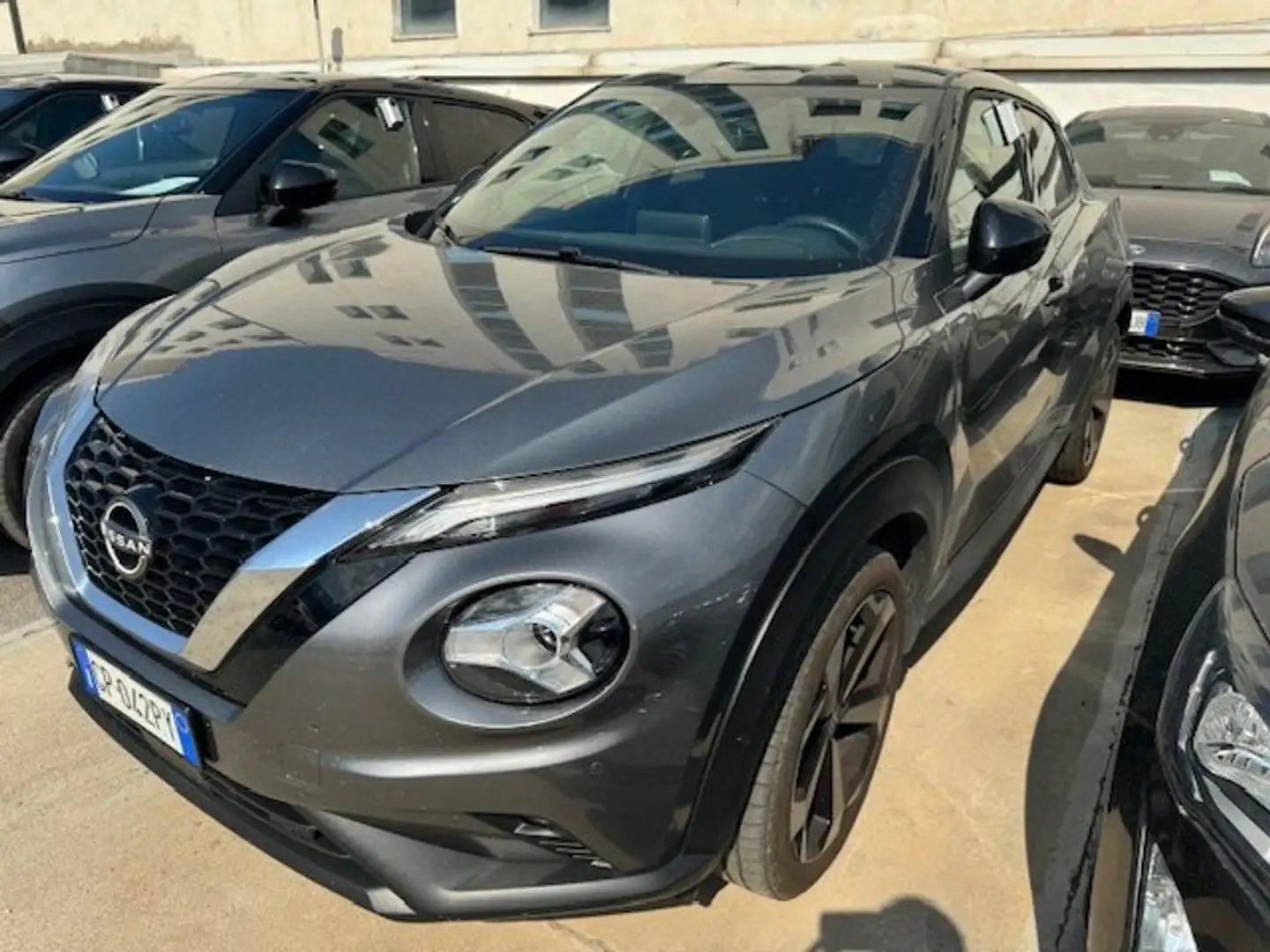 Nissan Juke 1.0 dig-t N-Connecta 115cv Autocarro IVA ESPOSTA Grigio - 2