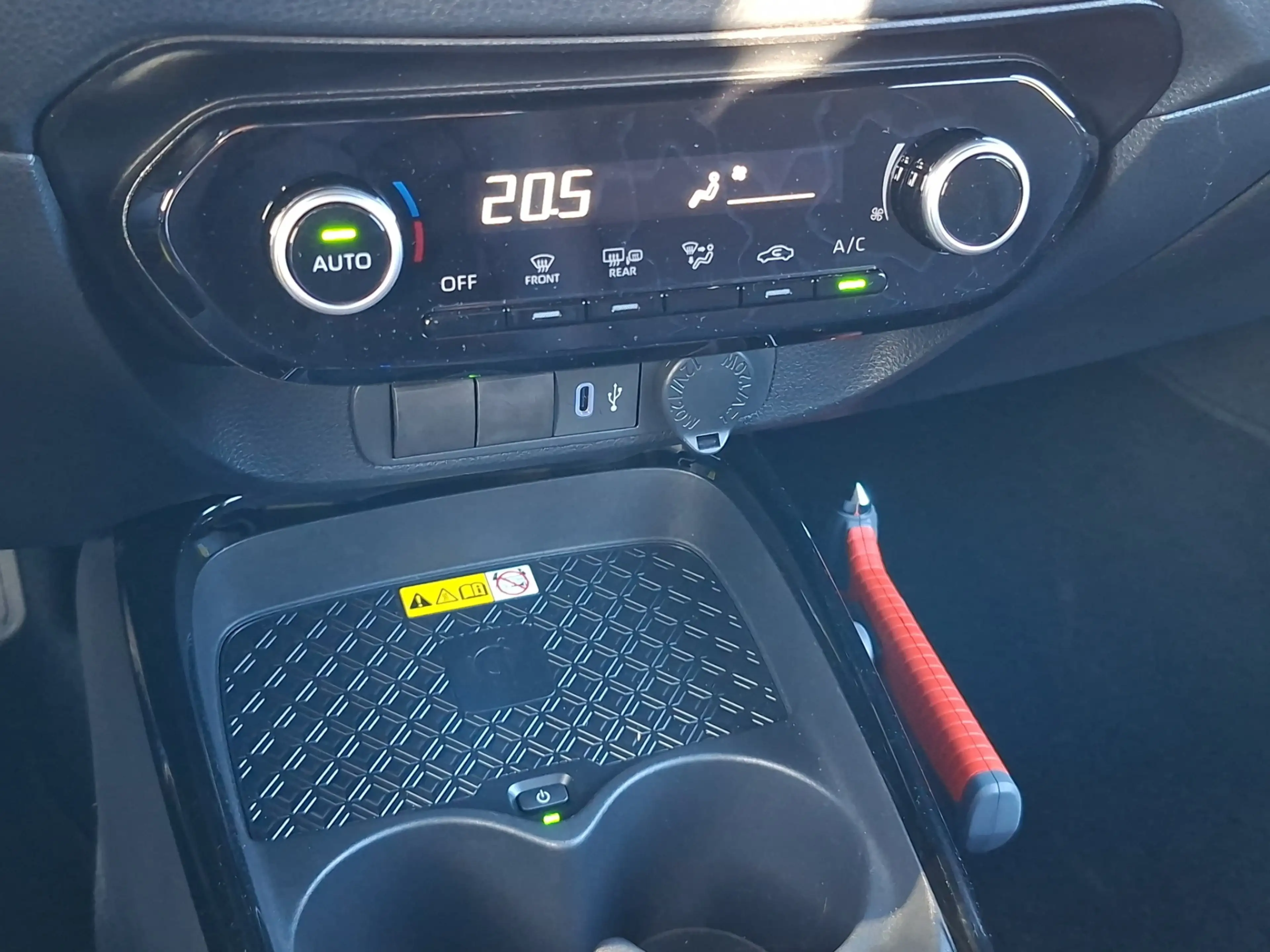 Toyota Aygo X 1.0 VVT-i S-CVT Envy | Climate Control | Cruise Co — photo 9