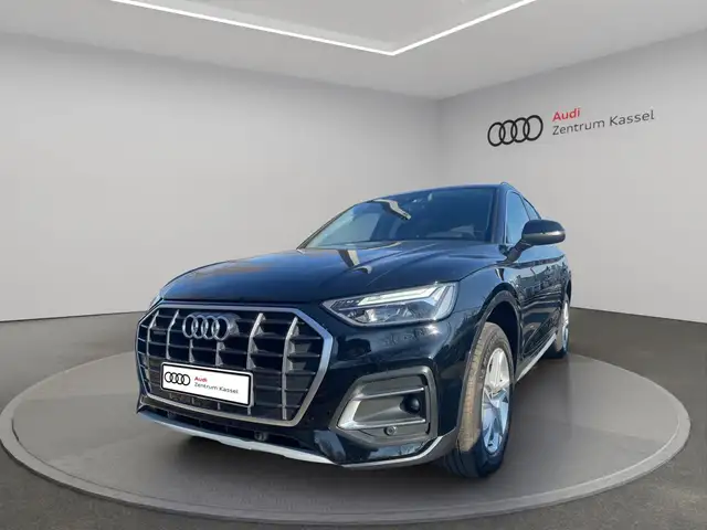 Audi Q5 view 3