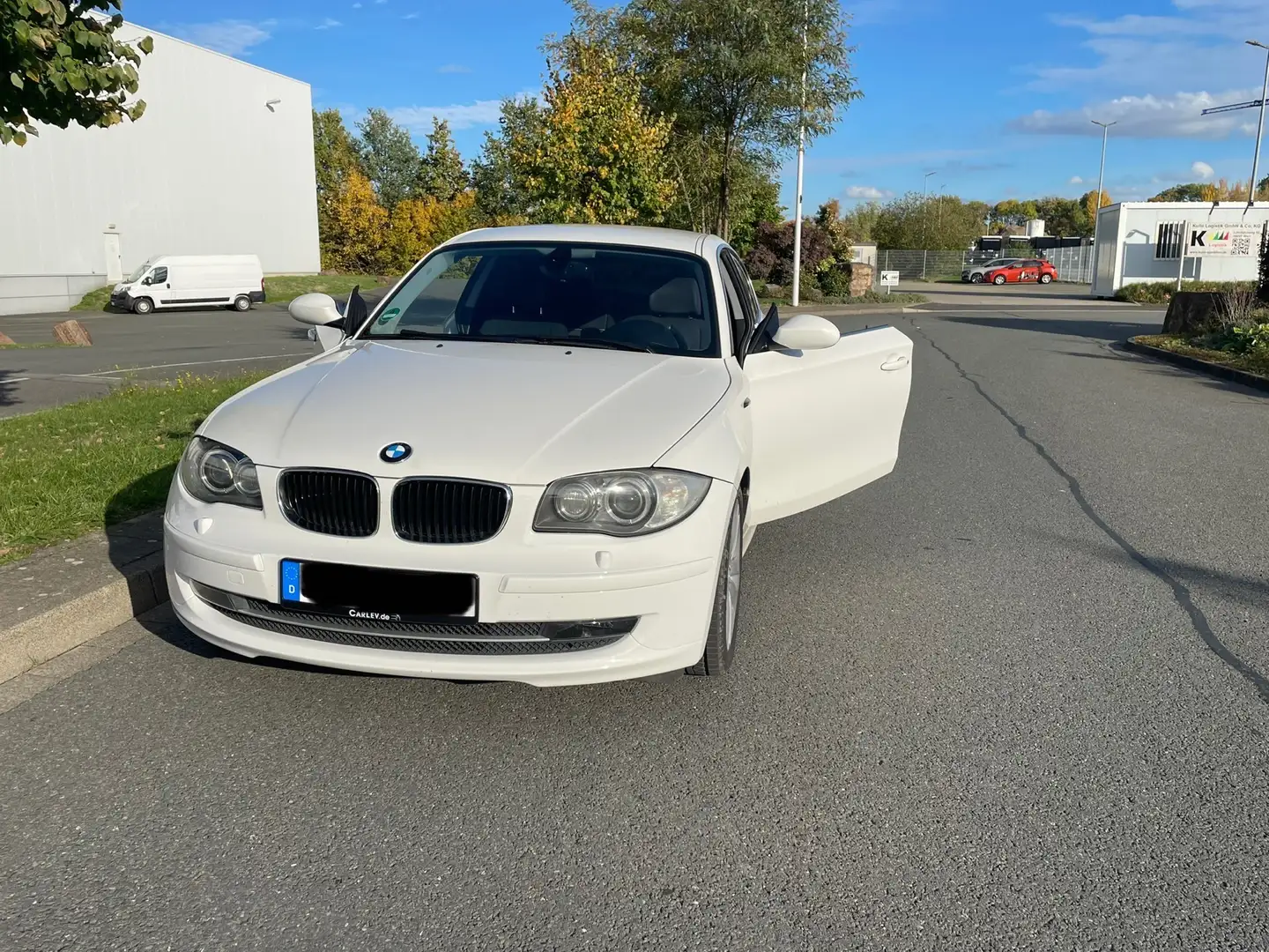 BMW 120 120d Weiß - 2