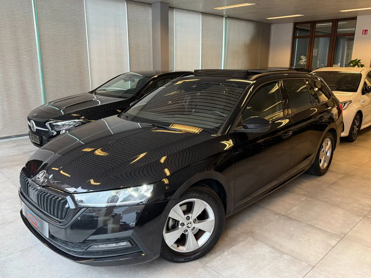 Skoda Octavia SW 1.0 TSI eTec DSG*TOIT OUVRANT*PANORAMIQUE-GARANTIE 12M, миниатюра 6