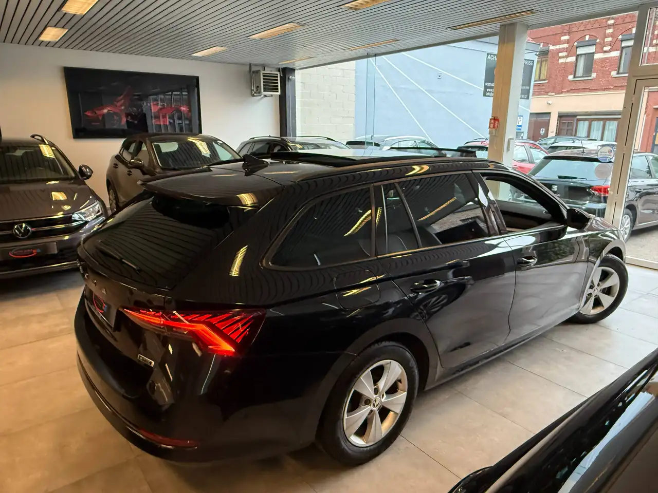 Skoda Octavia SW 1.0 TSI eTec DSG*TOIT OUVRANT*PANORAMIQUE-GARANTIE 12M, миниатюра 9