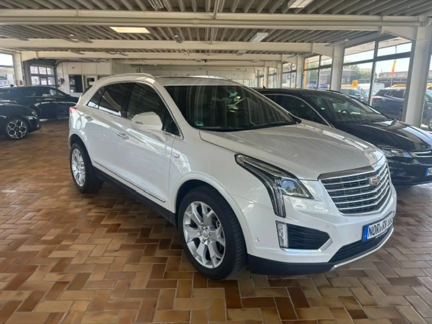 Cadillac XT5 Platinum AWD Weiß - 2