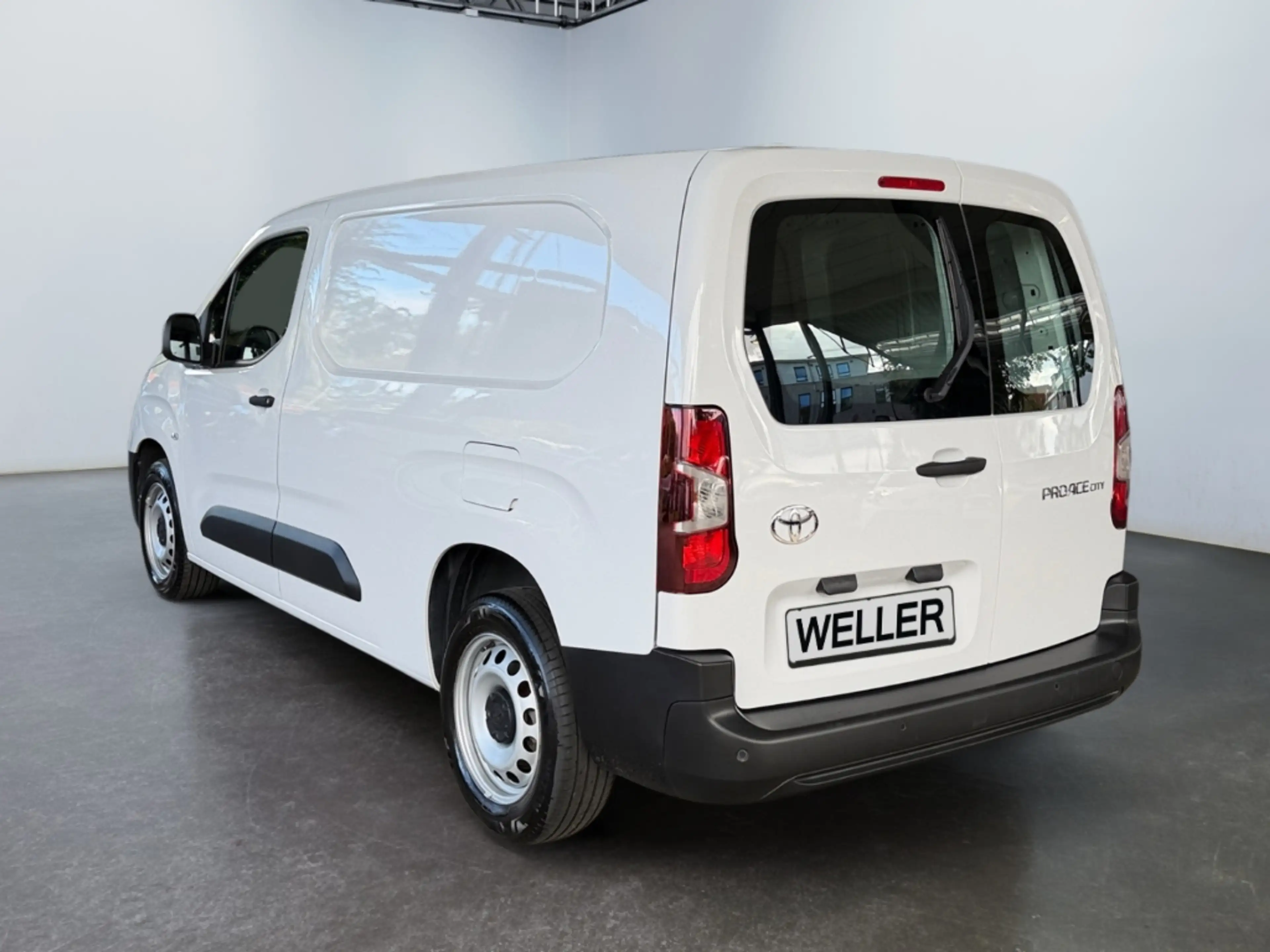 Toyota Proace City L2 Meister *LED*Klima*Tempomat*PDC* — photo 7
