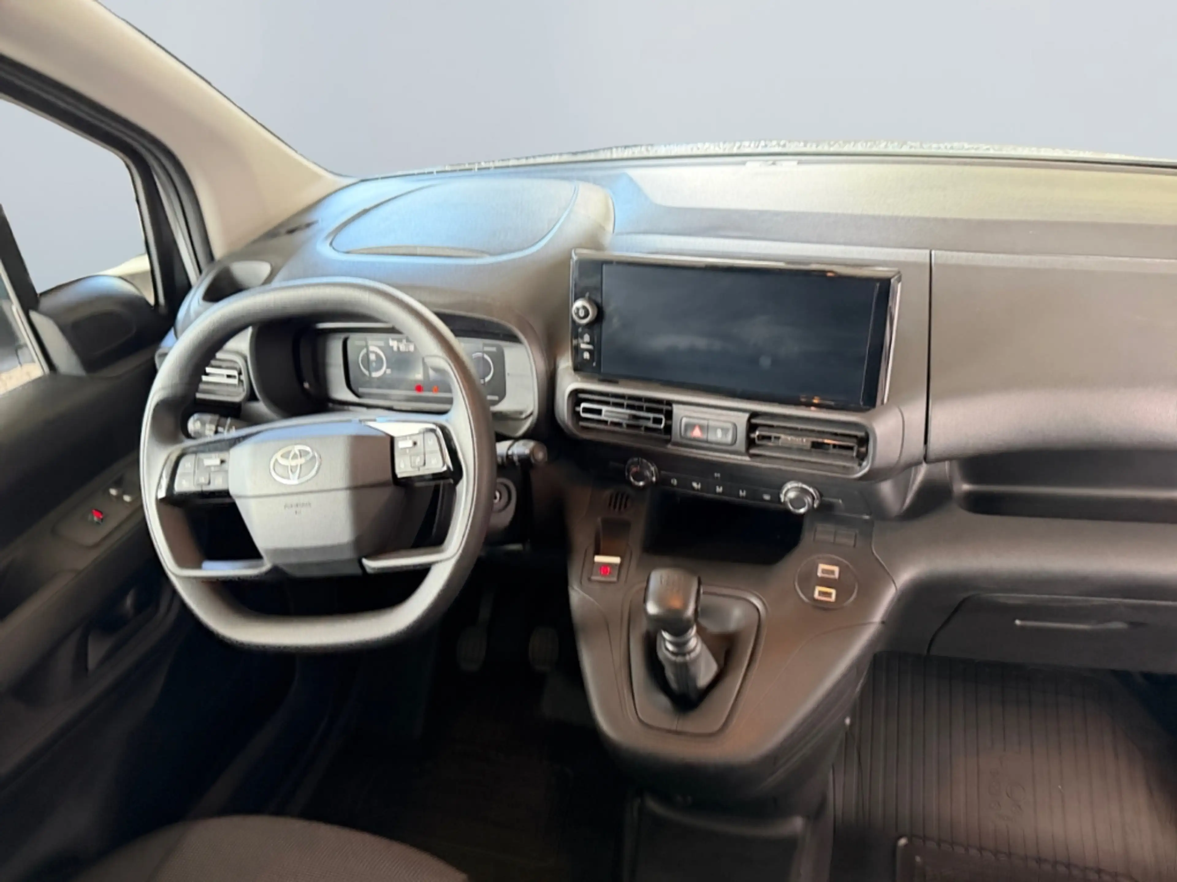 Toyota Proace City L2 Meister *LED*Klima*Tempomat*PDC* — photo 11