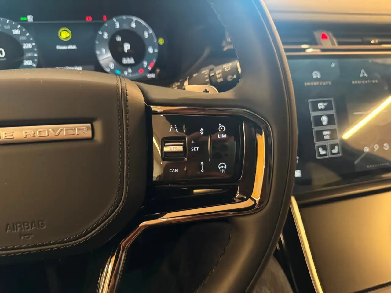 Land Rover Range Rover Velar снимка Land Rover Range Rover Velar