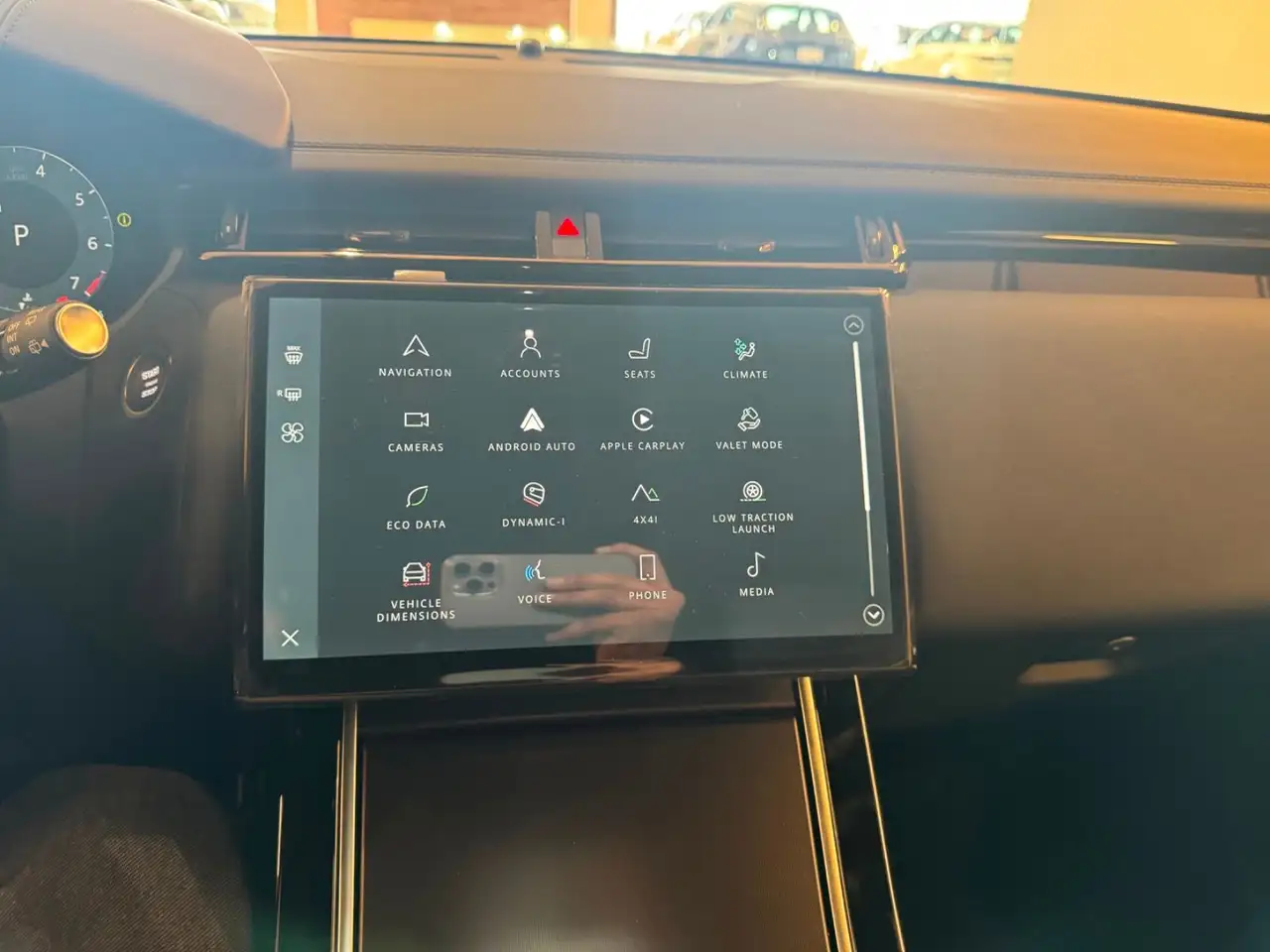 Land Rover Range Rover Velar снимка Land Rover Range Rover Velar