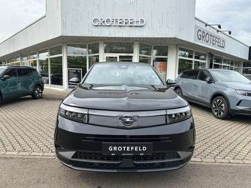 Grandland Mild-Hybrid + Allwetterreifen + Ahk