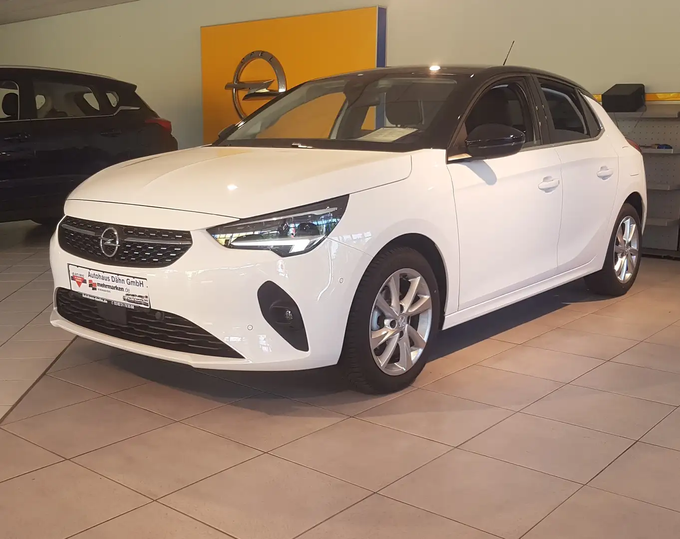 Opel Corsa Elegance Weiß - 1