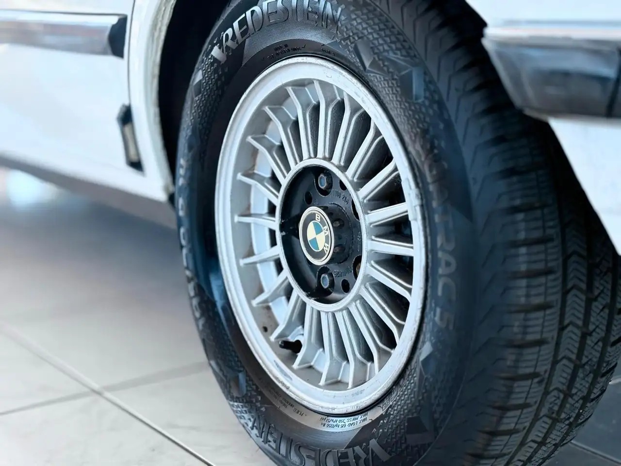 BMW 525 e+Schiebedach+AHK+Original Zstd+SERVICE NEU!, foto 4