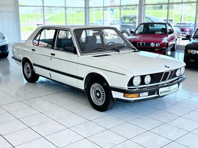 BMW 525 e+Schiebedach+AHK+Original Zstd+SERVICE NEU!