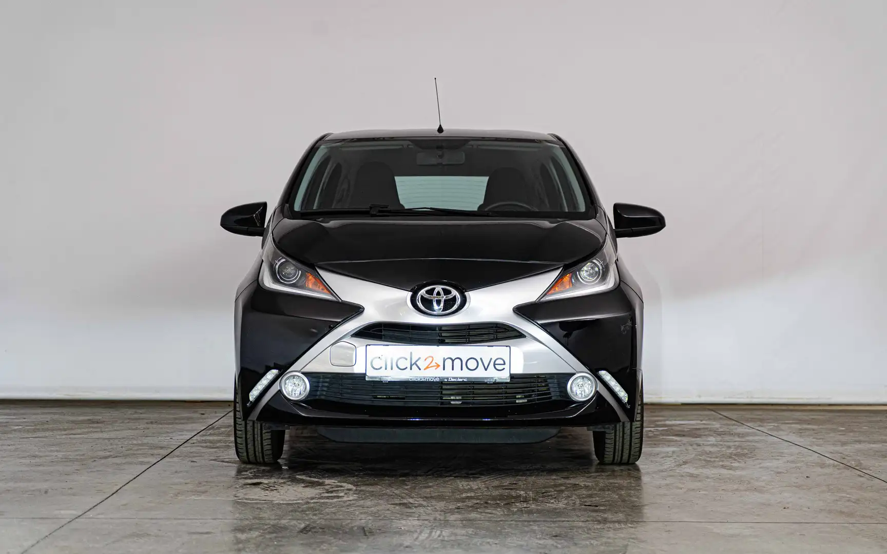 Toyota Aygo Aygo 1.0i VVT-i Zwart - 2