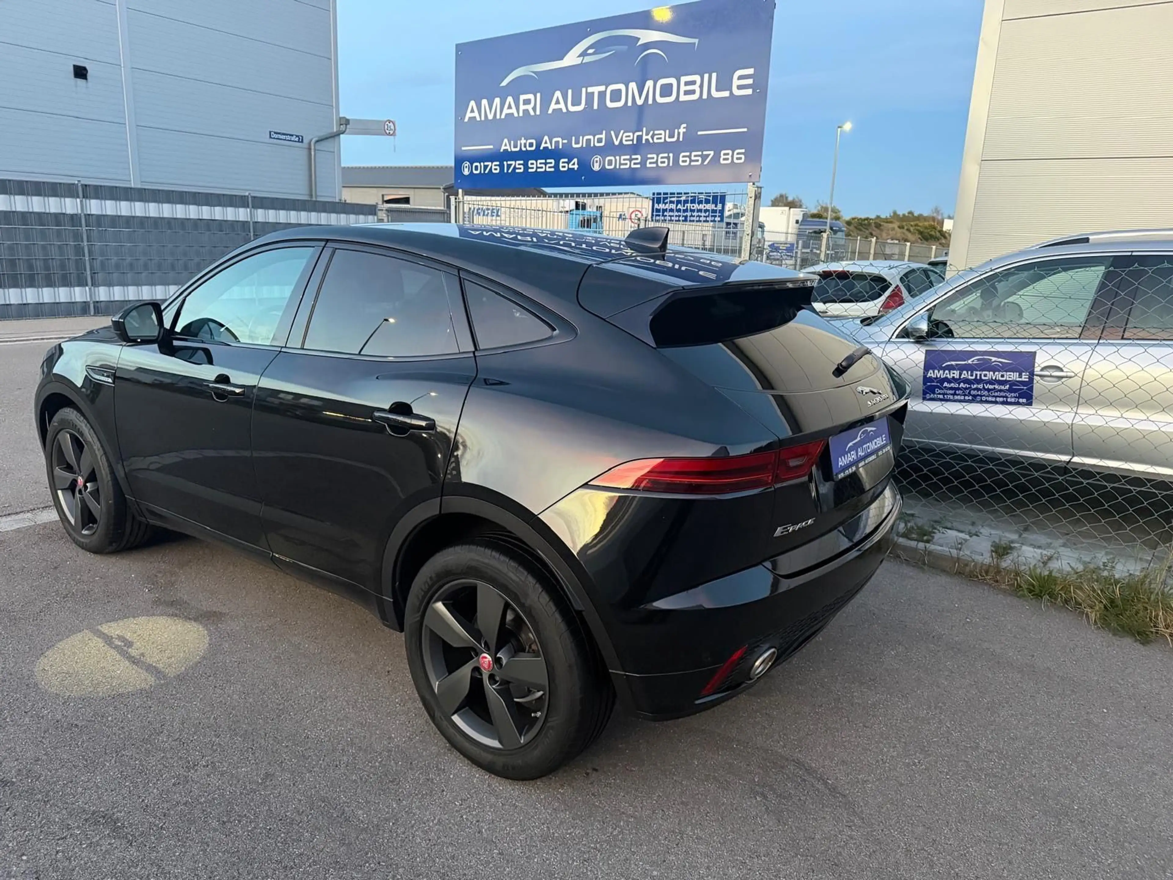 Jaguar E-Pace E-PACE R-Dynamic AWD*Pano*Automatik*SH*MFL*8Fach — photo 9