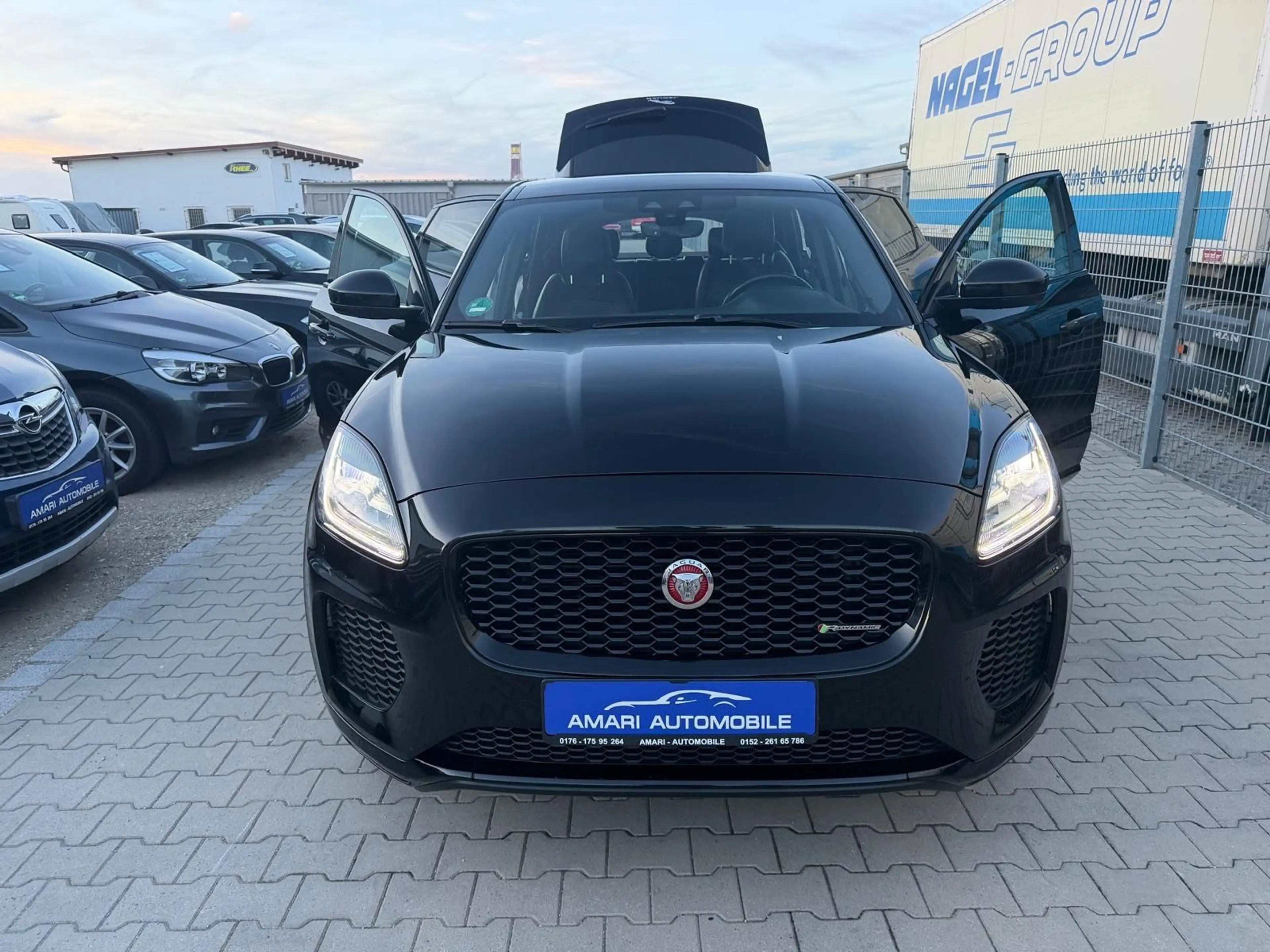 Jaguar E-Pace E-PACE R-Dynamic AWD*Pano*Automatik*SH*MFL*8Fach — photo 13
