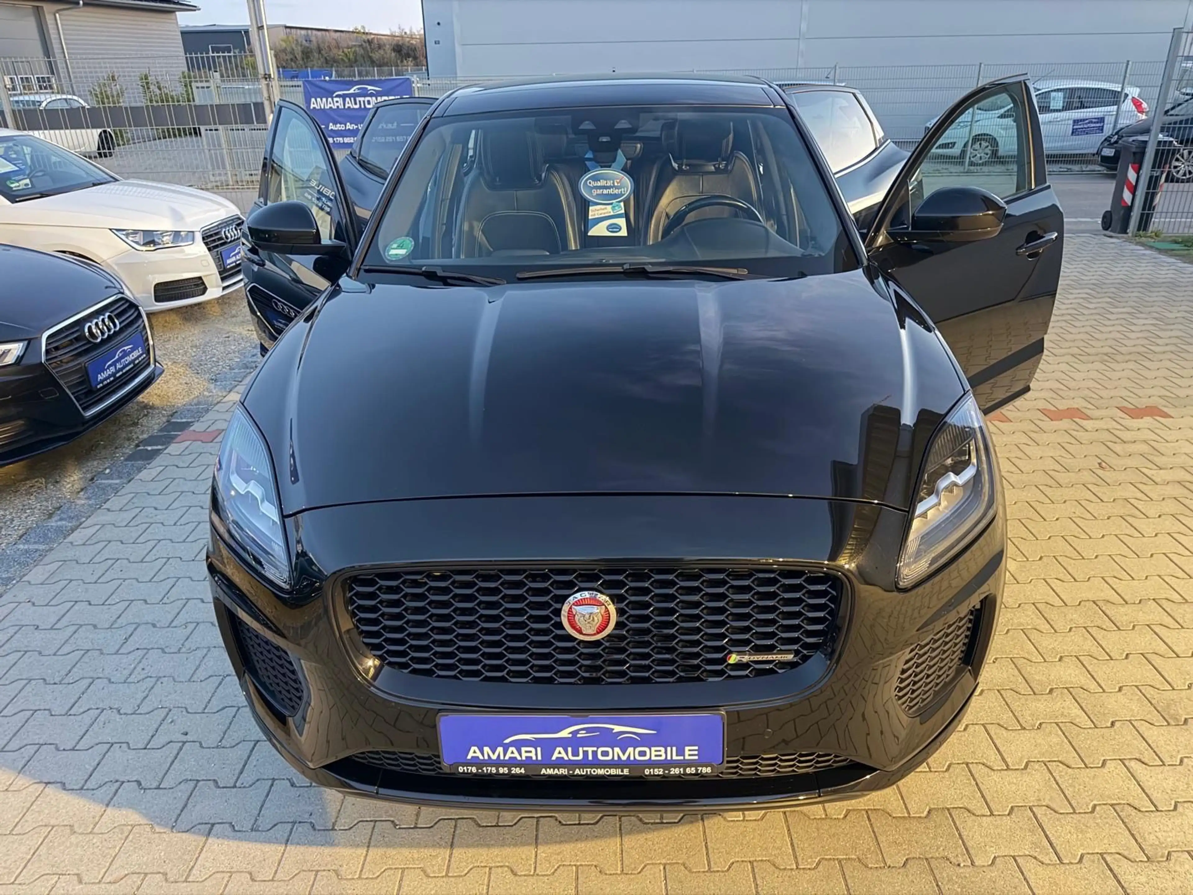 Jaguar E-Pace E-PACE R-Dynamic AWD*Pano*Automatik*SH*MFL*8Fach