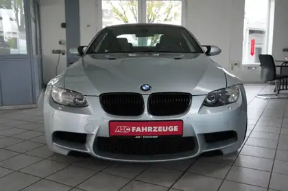 Annonce voiture d'occasion BMW M3 - CARADIZE