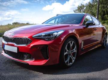 Stinger 3.3 T-GDi 4WD GT ISG