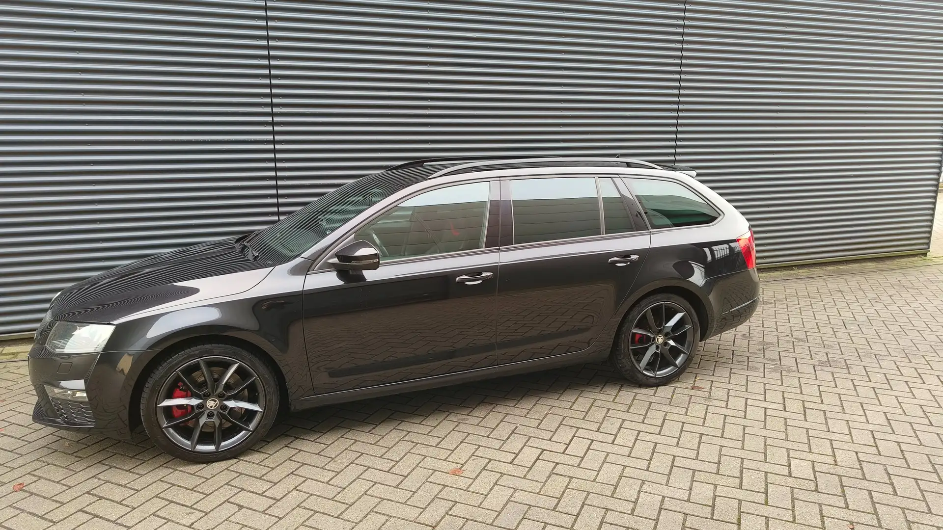 Skoda Octavia Octavia 2.0 TSI RS Zwart - 2