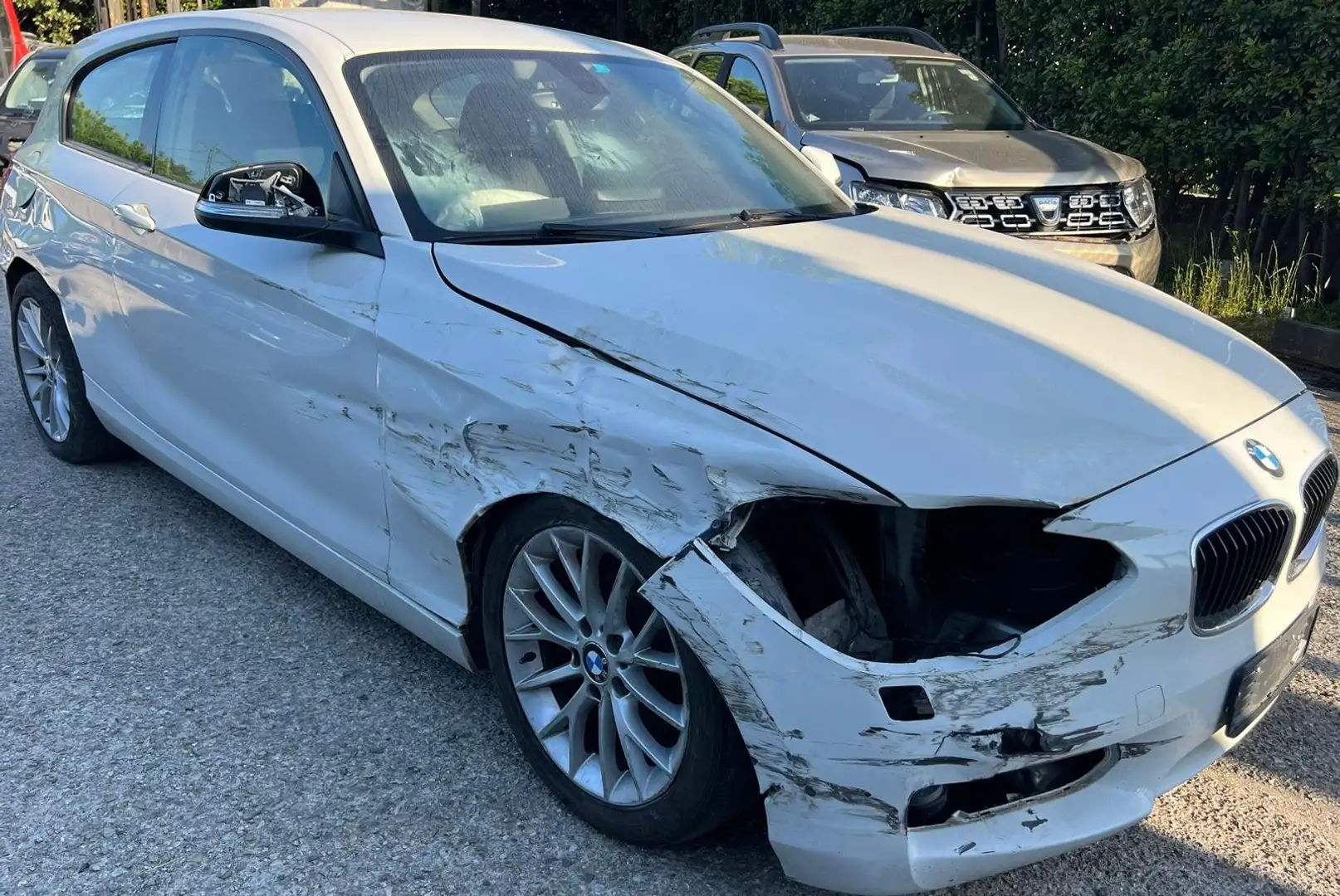 BMW 114 I Blanc - 1