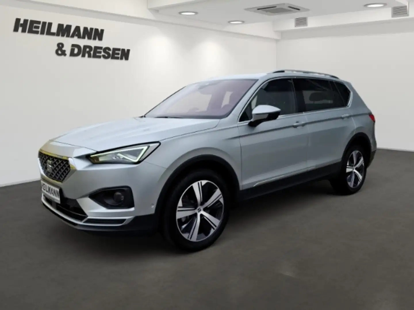 SEAT Tarraco Xcellence 4Drive 2.0 TSI DSG/Leder/ACC/Panoramadac Silber - 1