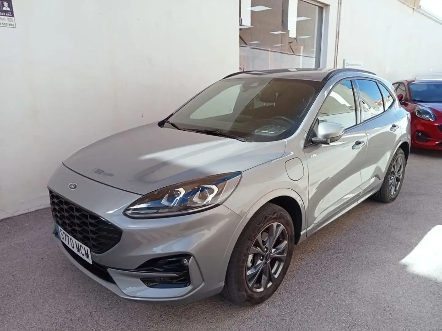 Ford Kuga Plug-in Híbrido K2.5 Duratec PHEV ST-Line X 4x2 Plateado - 1